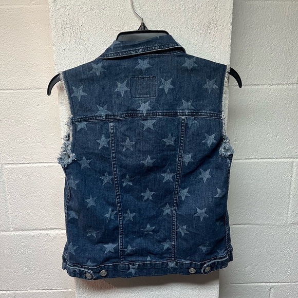 Rock & Republic Blue Denim Vest - Picture 5 of 6